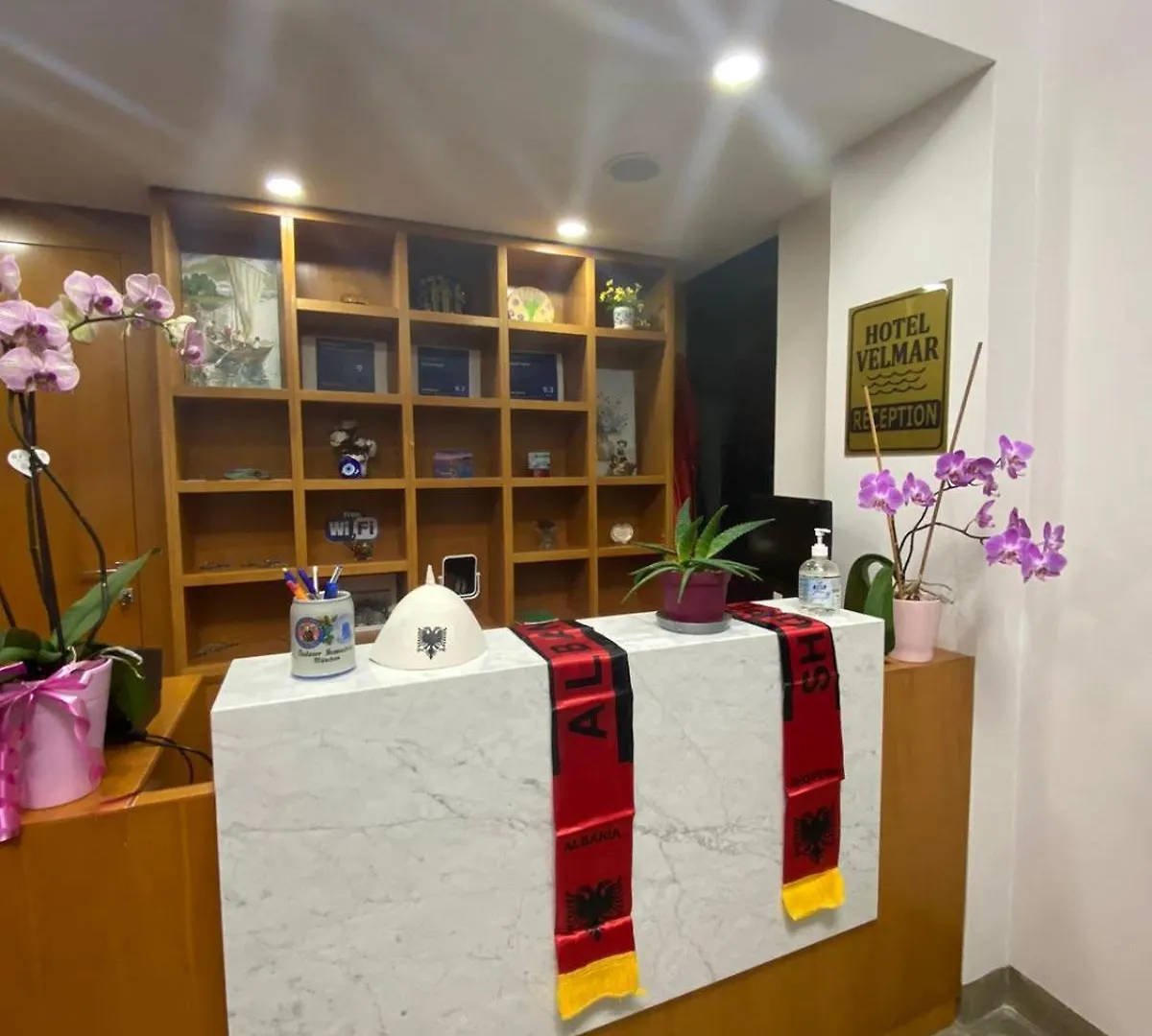 Velmar Hotel Golem  Golem (Tirana)