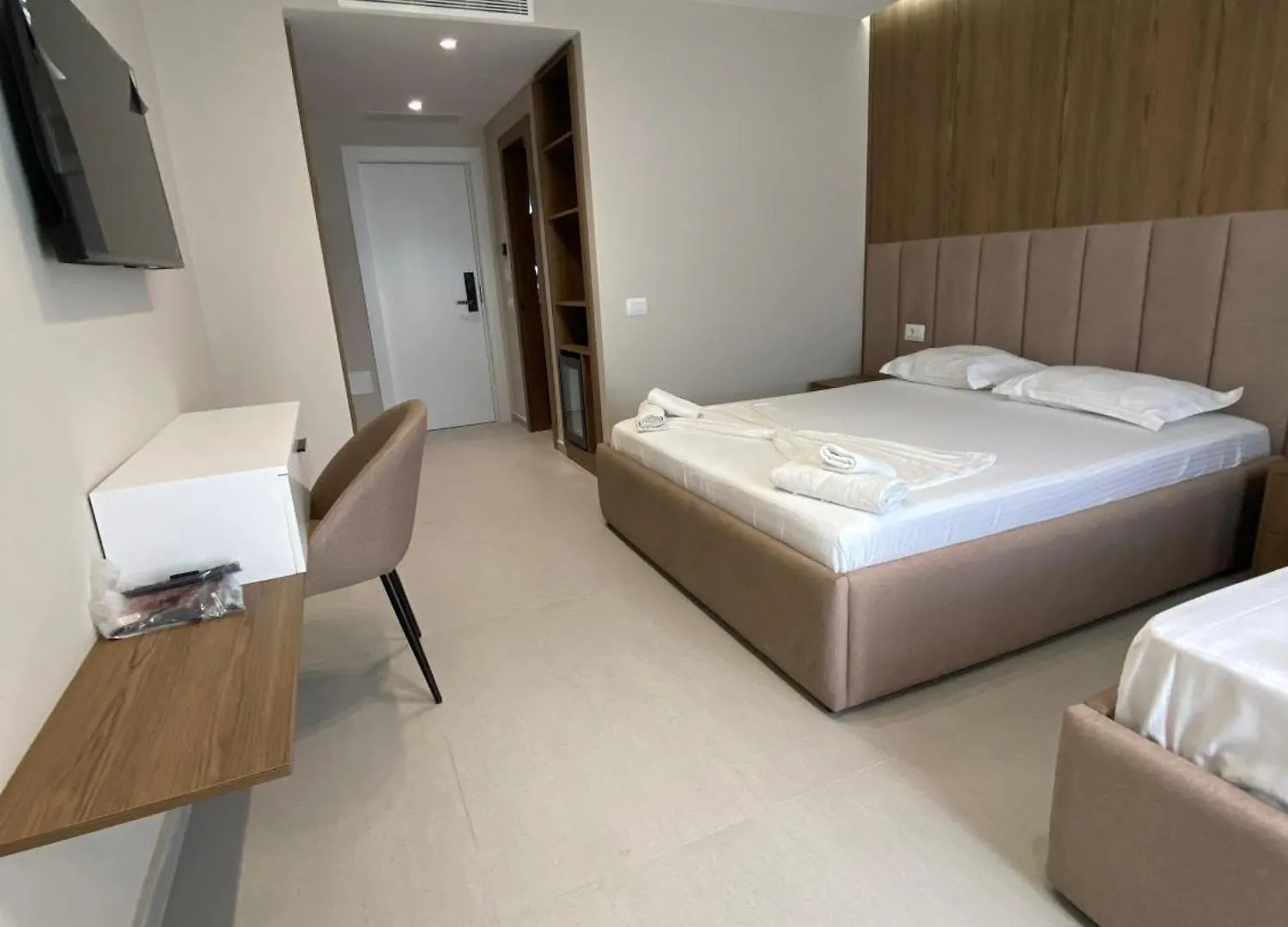 Velmar Hotel Golem  0*, Golem (Tirana) Albanie